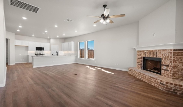6914 55th Street, Lubbock, TX 79407, 3 Bedrooms Bedrooms, ,2 BathroomsBathrooms,Residential,For Sale,6914 55th Street,202415613