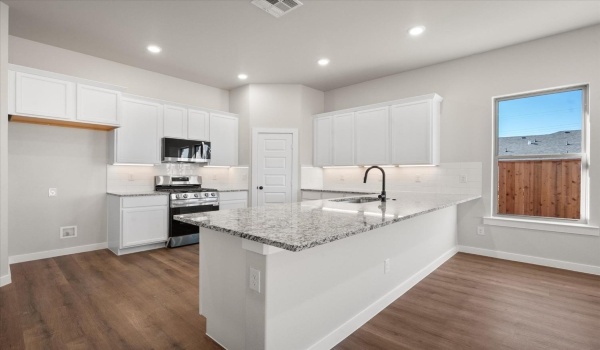 6914 55th Street, Lubbock, TX 79407, 3 Bedrooms Bedrooms, ,2 BathroomsBathrooms,Residential,For Sale,6914 55th Street,202415613