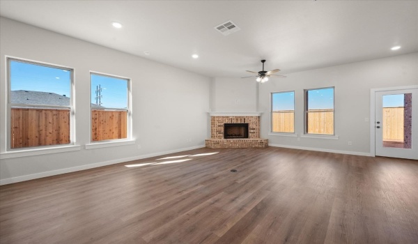 6914 55th Street, Lubbock, TX 79407, 3 Bedrooms Bedrooms, ,2 BathroomsBathrooms,Residential,For Sale,6914 55th Street,202415613