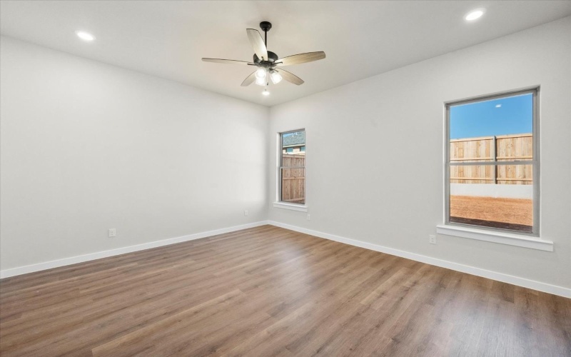 1204 E 31st Street, Wolfforth, TX 79382, 4 Bedrooms Bedrooms, ,3 BathroomsBathrooms,Residential,For Sale,1204 E 31st Street,202416021