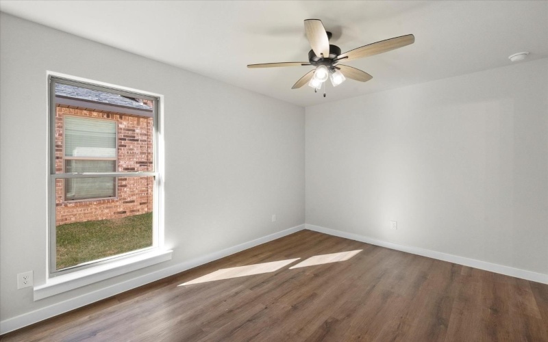 1204 E 31st Street, Wolfforth, TX 79382, 4 Bedrooms Bedrooms, ,3 BathroomsBathrooms,Residential,For Sale,1204 E 31st Street,202416021