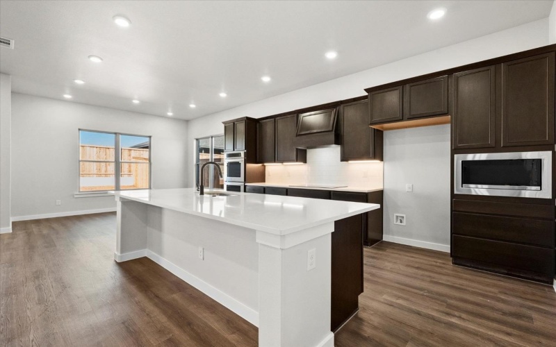 1204 E 31st Street, Wolfforth, TX 79382, 4 Bedrooms Bedrooms, ,3 BathroomsBathrooms,Residential,For Sale,1204 E 31st Street,202416021