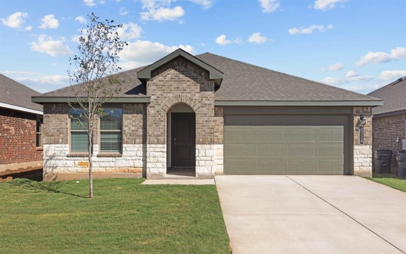 2335 150th, Lubbock, TX 79423, 4 Bedrooms Bedrooms, ,3 BathroomsBathrooms,Residential,For Sale,2335 150th,202416762