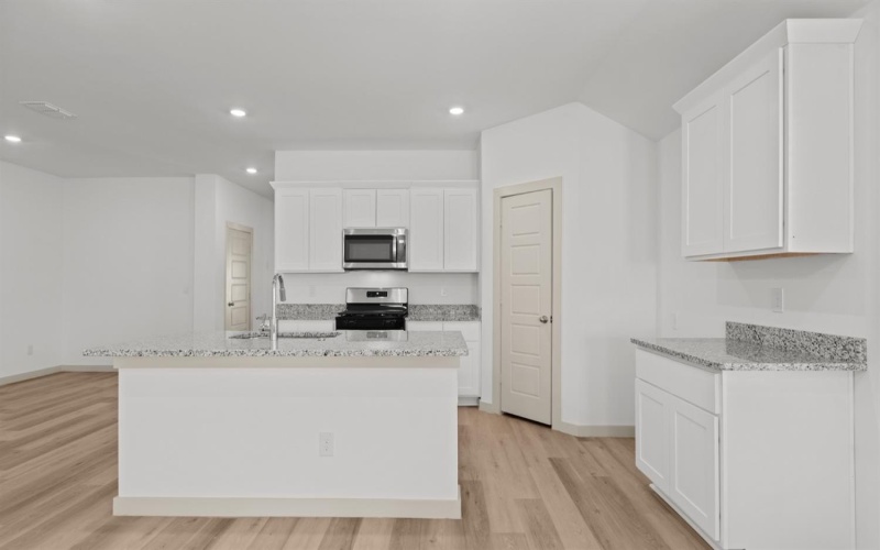 2335 150th, Lubbock, TX 79423, 4 Bedrooms Bedrooms, ,3 BathroomsBathrooms,Residential,For Sale,2335 150th,202416762