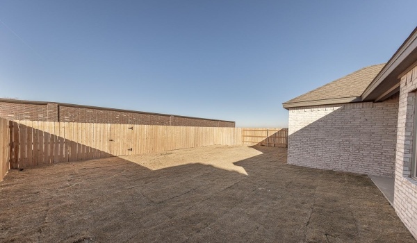 1806 Ross Avenue, Lubbock, TX 79416, 3 Bedrooms Bedrooms, ,2 BathroomsBathrooms,Residential,For Sale,1806 Ross Avenue,202417372