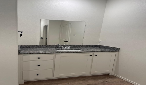 5536 Kemper Street, Lubbock, TX 79416, 3 Habitaciones Habitaciones , ,2 BañosBaños,Residential,En Venta,5536 Kemper Street,202500117