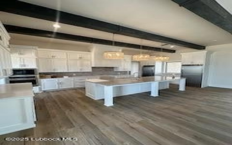 9605 County Rd 7615, Wolfforth, TX 79382, 4 Bedrooms Bedrooms, ,3 BathroomsBathrooms,Residential,For Sale,9605 County Rd 7615,202552384