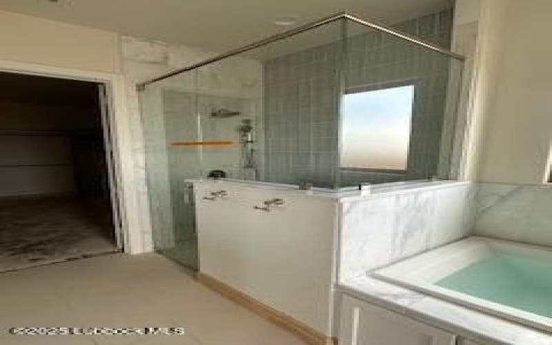 9605 County Rd 7615, Wolfforth, TX 79382, 4 Bedrooms Bedrooms, ,3 BathroomsBathrooms,Residential,For Sale,9605 County Rd 7615,202552384