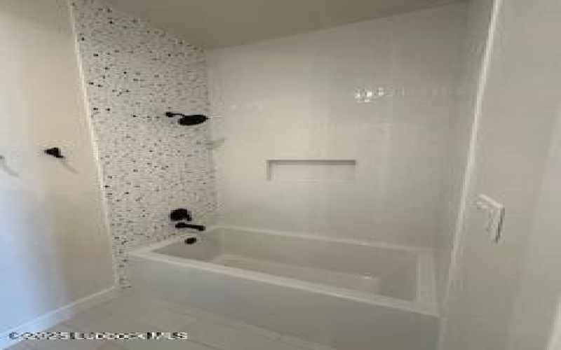 9605 County Rd 7615, Wolfforth, TX 79382, 4 Bedrooms Bedrooms, ,3 BathroomsBathrooms,Residential,For Sale,9605 County Rd 7615,202552384