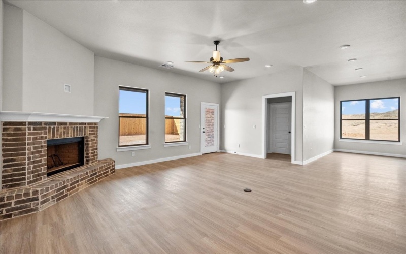 2901 Ranch Avenue, Wolfforth, TX 79382, 4 Bedrooms Bedrooms, ,3 BathroomsBathrooms,Residential,For Sale,2901 Ranch Avenue,202500468