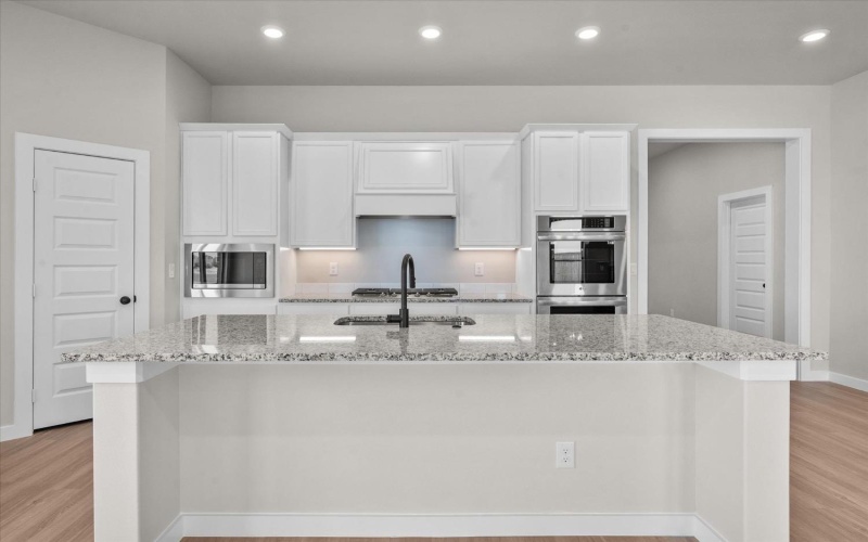 2901 Ranch Avenue, Wolfforth, TX 79382, 4 Bedrooms Bedrooms, ,3 BathroomsBathrooms,Residential,For Sale,2901 Ranch Avenue,202500468