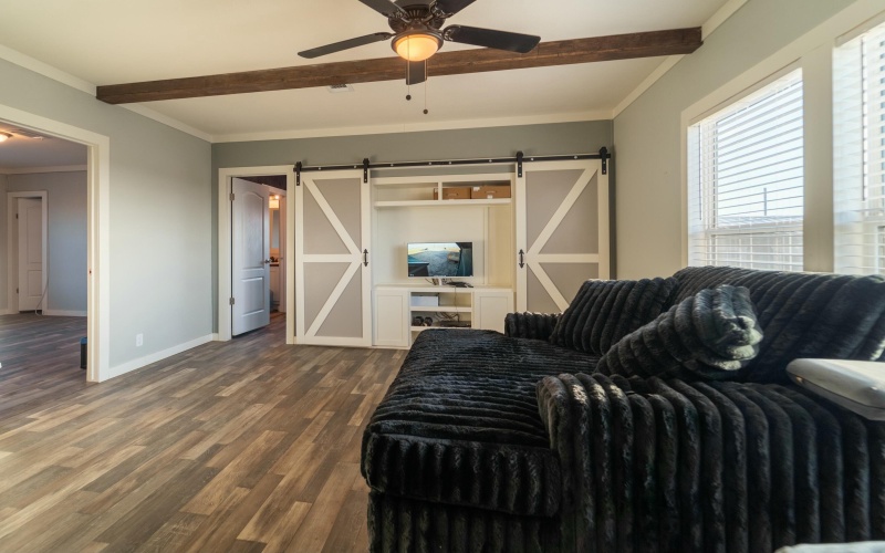 921 Private Road Rebecca, Shallowater, TX 79363, 4 Habitaciones Habitaciones , ,3 BañosBaños,Residential,En Venta,921 Private Road Rebecca,202552412