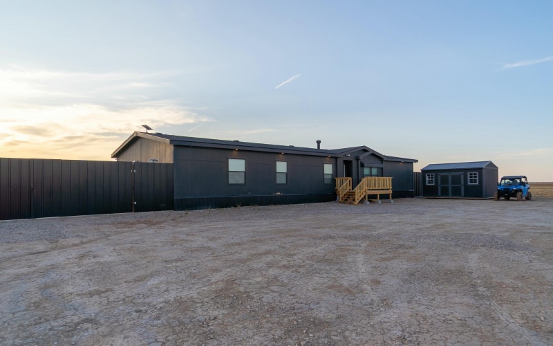 921 Private Road Rebecca, Shallowater, TX 79363, 4 Habitaciones Habitaciones , ,3 BañosBaños,Residential,En Venta,921 Private Road Rebecca,202552412