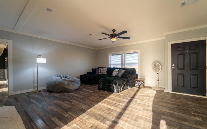 921 Private Road Rebecca, Shallowater, TX 79363, 4 Habitaciones Habitaciones , ,3 BañosBaños,Residential,En Venta,921 Private Road Rebecca,202552412