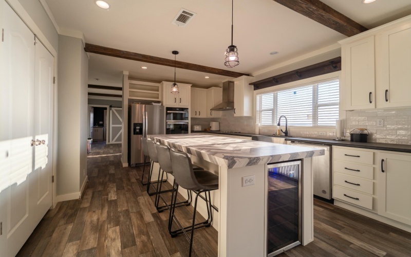 921 Private Road Rebecca, Shallowater, TX 79363, 4 Habitaciones Habitaciones , ,3 BañosBaños,Residential,En Venta,921 Private Road Rebecca,202552412