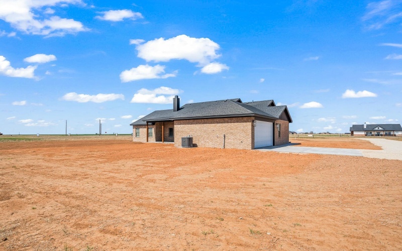 9425 County Rd 5330, Shallowater, TX 79363, 3 Bedrooms Bedrooms, ,2 BathroomsBathrooms,Residential,For Sale,9425 County Rd 5330,202552424