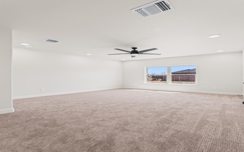 6903 16th Street, Lubbock, TX 79416, 3 Bedrooms Bedrooms, ,2 BathroomsBathrooms,Residential,For Sale,6903 16th Street,202552428