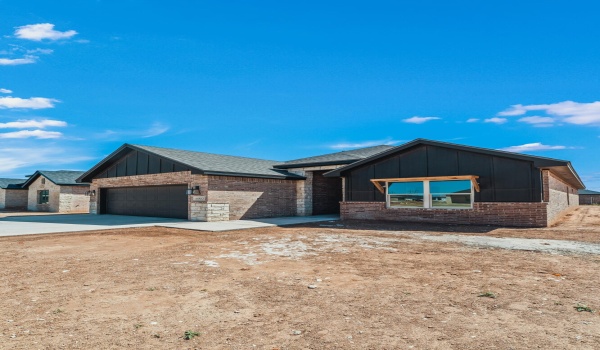 6903 16th Street, Lubbock, TX 79416, 3 Bedrooms Bedrooms, ,2 BathroomsBathrooms,Residential,For Sale,6903 16th Street,202552428
