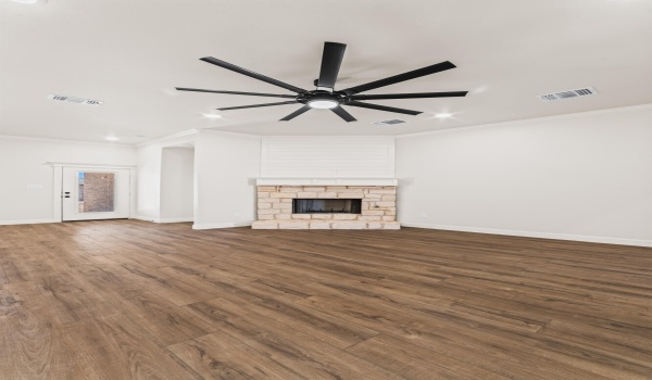 6903 16th Street, Lubbock, TX 79416, 3 Bedrooms Bedrooms, ,2 BathroomsBathrooms,Residential,For Sale,6903 16th Street,202552428