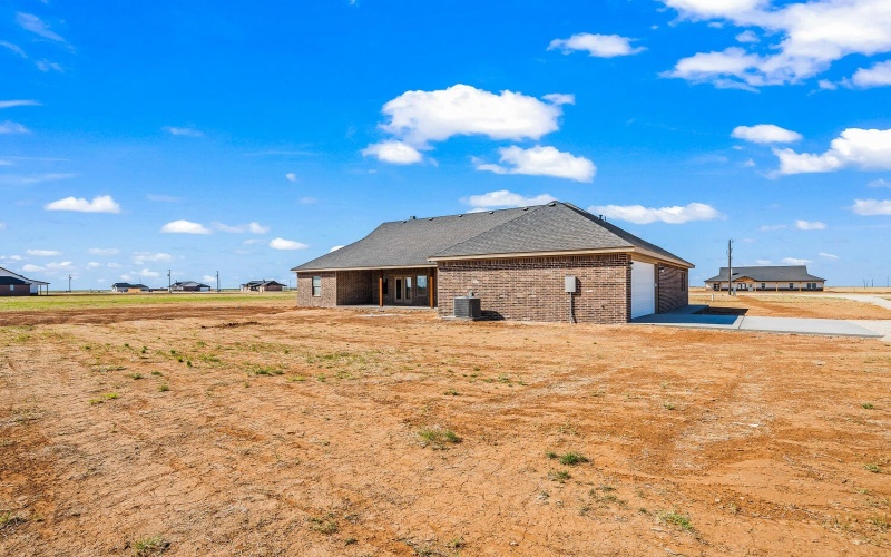 9401 County Rd 5330, Shallowater, TX 79363, 3 Habitaciones Habitaciones , ,2 BañosBaños,Residential,En Venta,9401 County Rd 5330,202552468