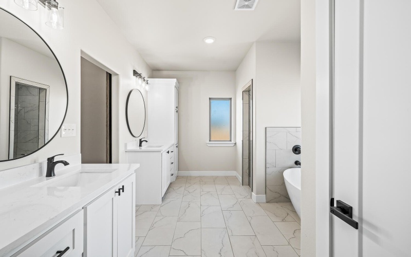 9401 County Rd 5330, Shallowater, TX 79363, 3 Habitaciones Habitaciones , ,2 BañosBaños,Residential,En Venta,9401 County Rd 5330,202552468