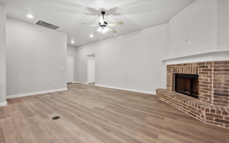 2318 136th Street, Lubbock, TX 79423, 3 Bedrooms Bedrooms, ,2 BathroomsBathrooms,Residential,For Sale,2318 136th Street,202500828