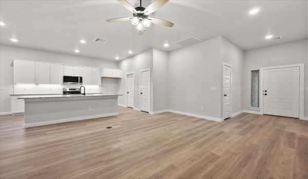 2318 136th Street, Lubbock, TX 79423, 3 Bedrooms Bedrooms, ,2 BathroomsBathrooms,Residential,For Sale,2318 136th Street,202500828