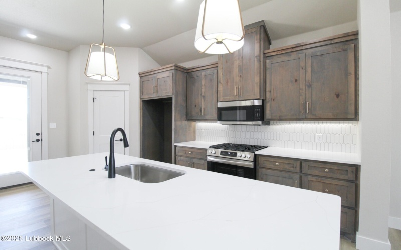 5807 Venita Avenue, Lubbock, TX 79407, 3 Habitaciones Habitaciones , ,2 BañosBaños,Residential,En Venta,5807 Venita Avenue,202552480
