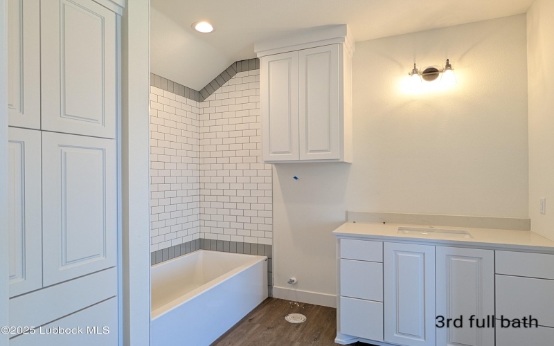 3807 126th Street, Lubbock, TX 79423, 4 Bedrooms Bedrooms, ,5 BathroomsBathrooms,Residential,For Sale,3807 126th Street,202501103