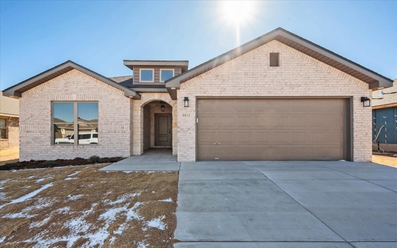 6811 54th Street, Lubbock, TX 79407, 4 Bedrooms Bedrooms, ,2 BathroomsBathrooms,Residential,For Sale,6811 54th Street,202501152