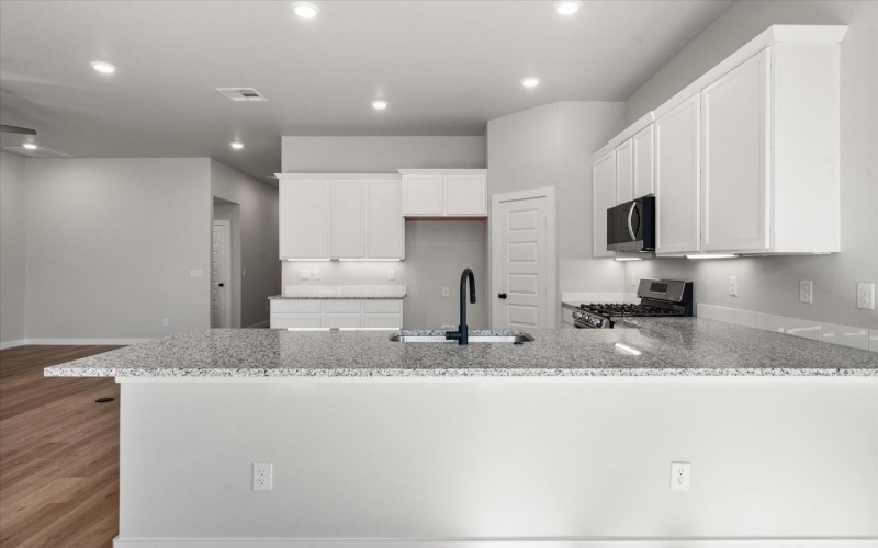 6811 54th Street, Lubbock, TX 79407, 4 Bedrooms Bedrooms, ,2 BathroomsBathrooms,Residential,For Sale,6811 54th Street,202501152