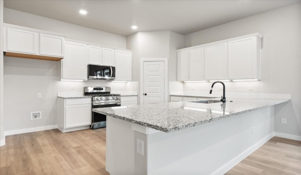 7431 29th Street, Lubbock, TX 79407, 3 Bedrooms Bedrooms, ,2 BathroomsBathrooms,Residential,For Sale,7431 29th Street,202501217