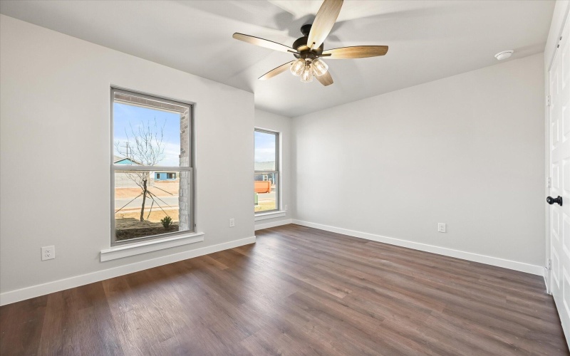 10505 Beaufort Avenue, Lubbock, TX 79424, 3 Bedrooms Bedrooms, ,2 BathroomsBathrooms,Residential,For Sale,10505 Beaufort Avenue,202552569