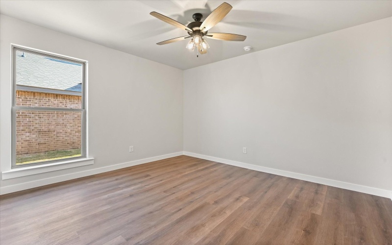 10505 Beaufort Avenue, Lubbock, TX 79424, 3 Bedrooms Bedrooms, ,2 BathroomsBathrooms,Residential,For Sale,10505 Beaufort Avenue,202552569