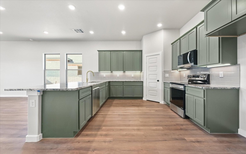 10505 Beaufort Avenue, Lubbock, TX 79424, 3 Bedrooms Bedrooms, ,2 BathroomsBathrooms,Residential,For Sale,10505 Beaufort Avenue,202552569