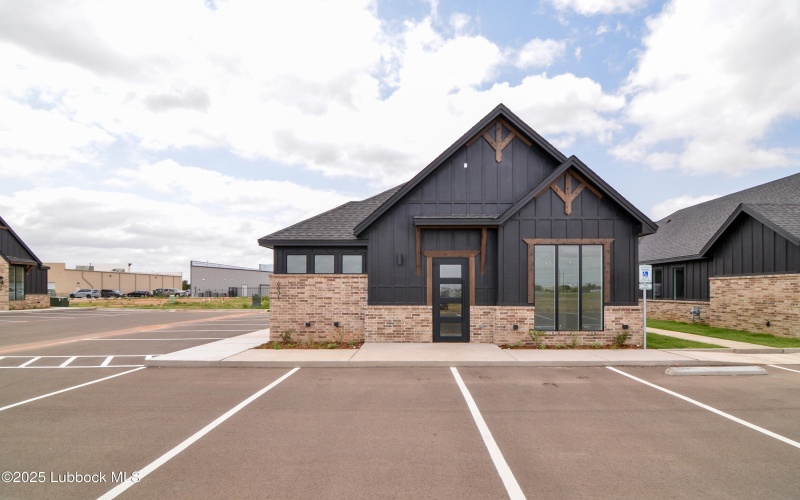 6631 Monticello Avenue, Lubbock, TX 79424, ,Commercial Sale,For Sale,6631 Monticello Avenue,202501416