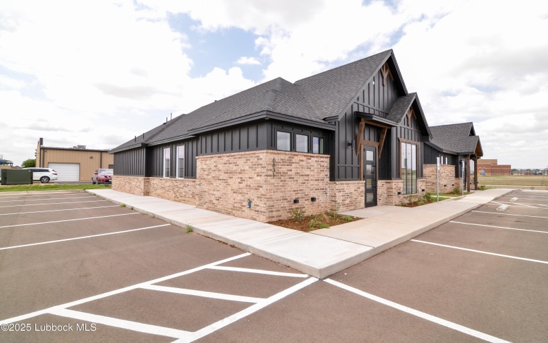 6631 Monticello Avenue, Lubbock, TX 79424, ,Commercial Sale,For Sale,6631 Monticello Avenue,202501416