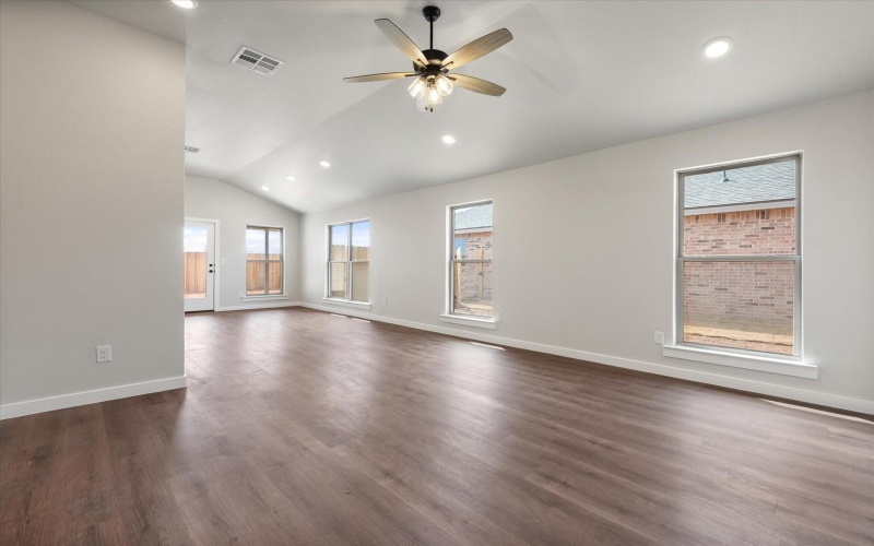 3001 140th Street, Lubbock, TX 79423, 4 Bedrooms Bedrooms, ,2 BathroomsBathrooms,Residential,For Sale,3001 140th Street,202552573