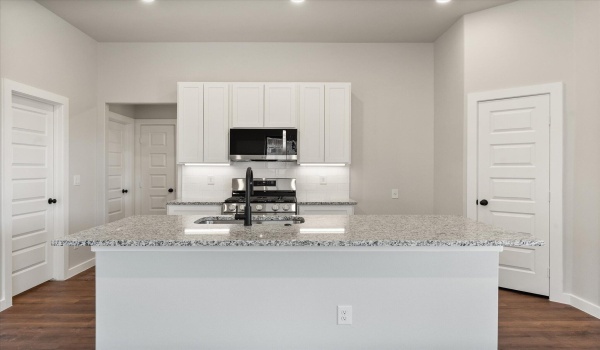 3001 140th Street, Lubbock, TX 79423, 4 Bedrooms Bedrooms, ,2 BathroomsBathrooms,Residential,For Sale,3001 140th Street,202552573