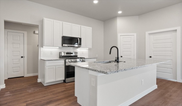 3001 140th Street, Lubbock, TX 79423, 4 Bedrooms Bedrooms, ,2 BathroomsBathrooms,Residential,For Sale,3001 140th Street,202552573