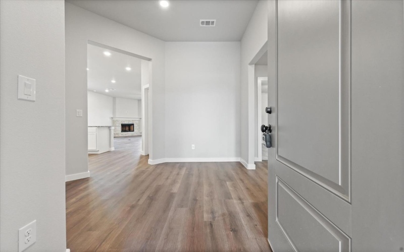 1624 144th Street, Lubbock, TX 79423, 3 Bedrooms Bedrooms, ,2 BathroomsBathrooms,Residential,For Sale,1624 144th Street,202501500