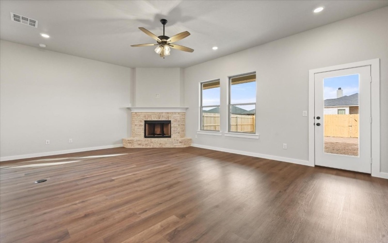 1624 144th Street, Lubbock, TX 79423, 3 Bedrooms Bedrooms, ,2 BathroomsBathrooms,Residential,For Sale,1624 144th Street,202501500