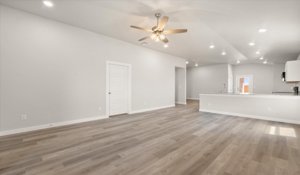 1616 N Dover Avenue, Lubbock, TX 79416, 3 Bedrooms Bedrooms, ,2 BathroomsBathrooms,Residential,For Sale,1616 N Dover Avenue,202552599