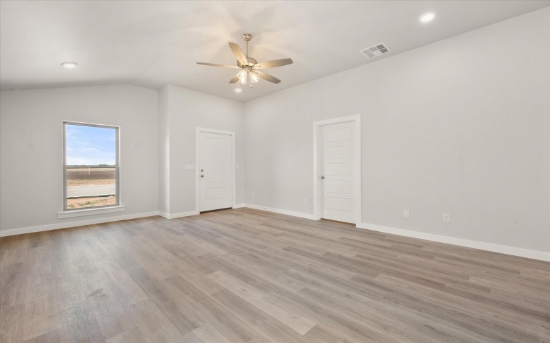 1616 N Dover Avenue, Lubbock, TX 79416, 3 Bedrooms Bedrooms, ,2 BathroomsBathrooms,Residential,For Sale,1616 N Dover Avenue,202552599