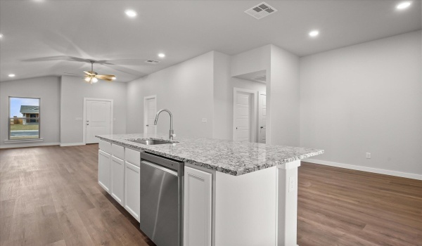 7027 8th Street, Lubbock, TX 79416, 3 Bedrooms Bedrooms, ,2 BathroomsBathrooms,Residential,For Sale,7027 8th Street,202552600