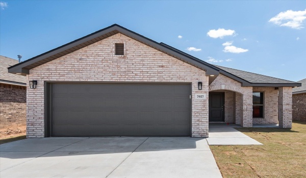 7027 8th Street, Lubbock, TX 79416, 3 Bedrooms Bedrooms, ,2 BathroomsBathrooms,Residential,For Sale,7027 8th Street,202552600