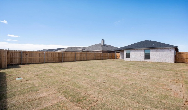 7027 8th Street, Lubbock, TX 79416, 3 Bedrooms Bedrooms, ,2 BathroomsBathrooms,Residential,For Sale,7027 8th Street,202552600