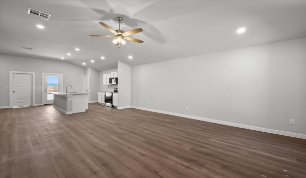 7027 8th Street, Lubbock, TX 79416, 3 Bedrooms Bedrooms, ,2 BathroomsBathrooms,Residential,For Sale,7027 8th Street,202552600