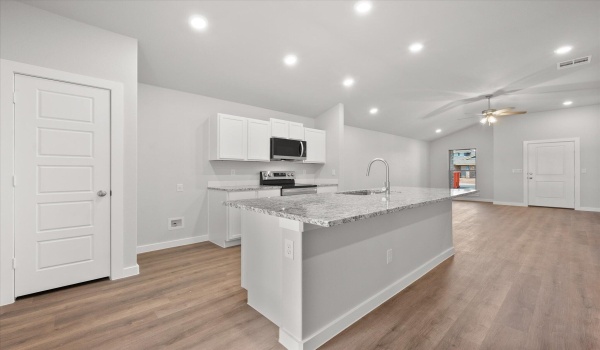 7027 8th Street, Lubbock, TX 79416, 3 Bedrooms Bedrooms, ,2 BathroomsBathrooms,Residential,For Sale,7027 8th Street,202552600