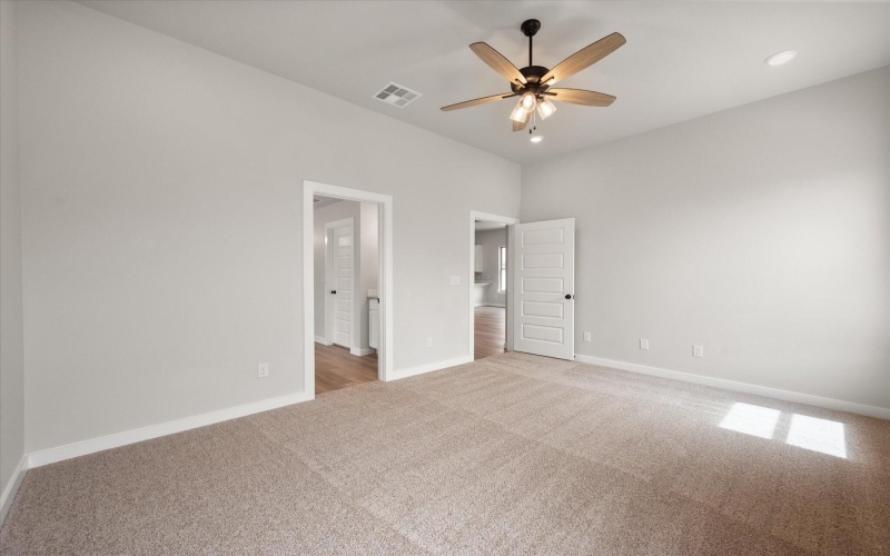 6911 55th Street, Lubbock, TX 79407, 3 Bedrooms Bedrooms, ,2 BathroomsBathrooms,Residential,For Sale,6911 55th Street,202552601